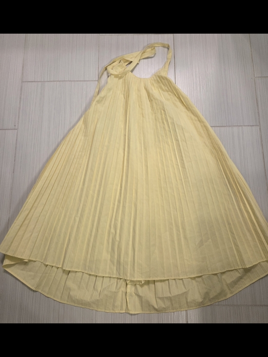 Zara Dresses & Skirts - Zara Pleated Halter Dress in Pale Yellow